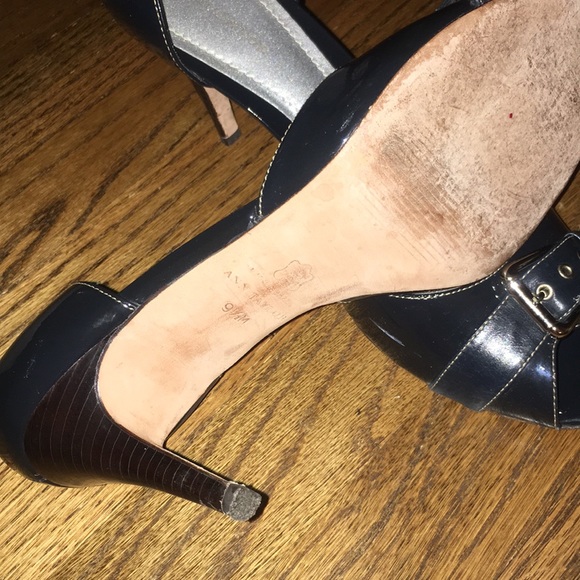 Ann Taylor Heels Sz 10 - Picture 4 of 4